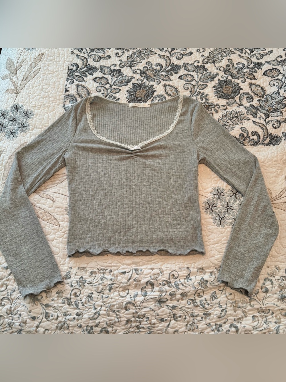 Lush long sleeve top size large